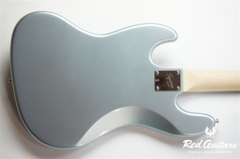 AFFINITY SERIES JAZZ BASS - Slick Silver